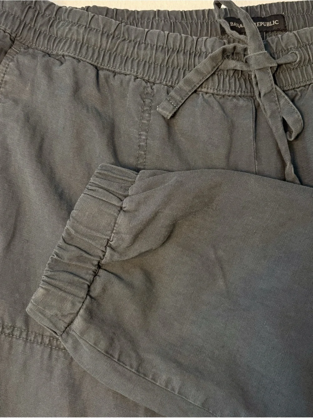 Banana Republic Luxe Lounge Cargo Jogger Pants Charcoal Grey Orca Size L